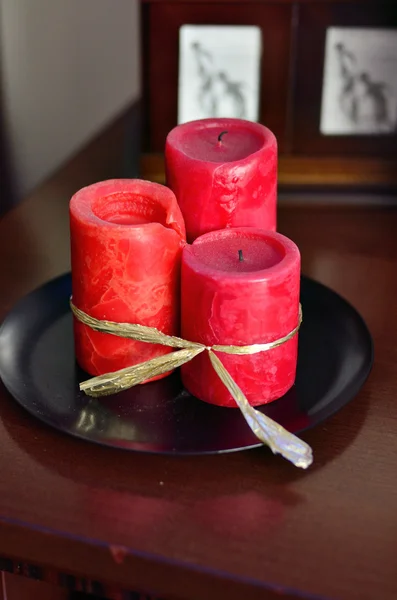 Kırmızı mumlar