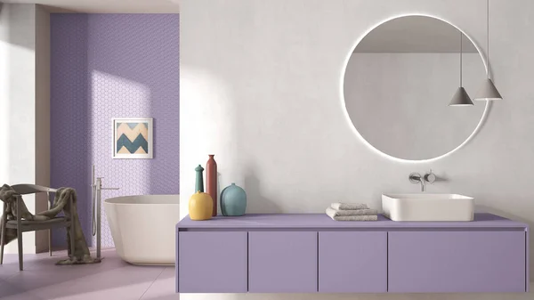 Acogedor Baño Minimalista Tonos Pastel Púrpura Lavabo Con Espejo Bañera —  Fotos de Stock