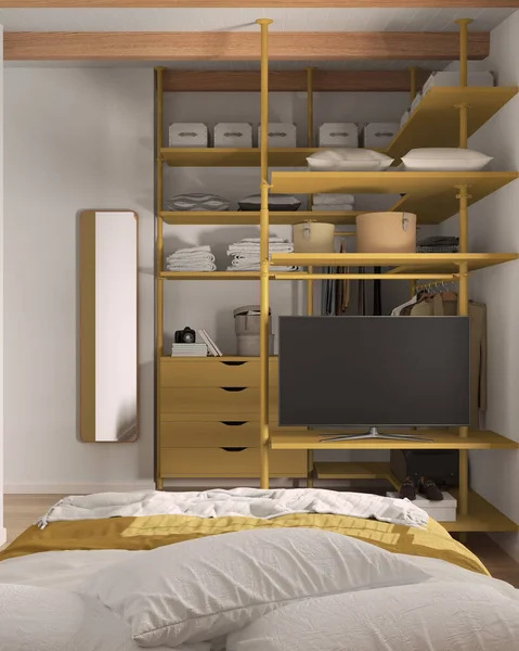 Dolabı sarı tonlarda modern minimalist yatak odası. Kapalı, yorgan ve yastıklı yatak. Ayna, çekmeceler, askılar, raflar ve raflar. Çağdaş iç tasarım