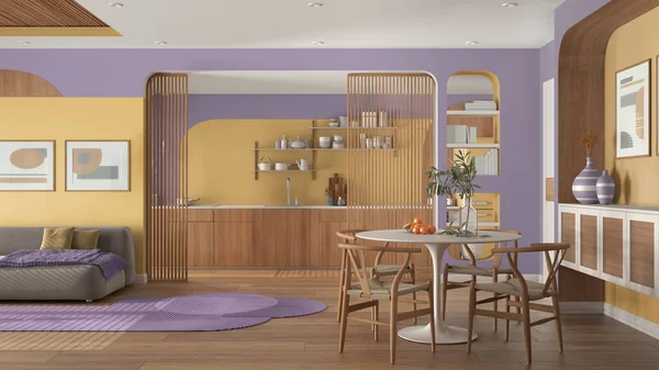 黄色と紫のトーン ソファ カーペット 木製のスライドドア キャビネット 椅子付きテーブルのモダンなキッチン リビングとダイニングルーム 寄木と杖の天井 インテリアデザイン — ストック写真