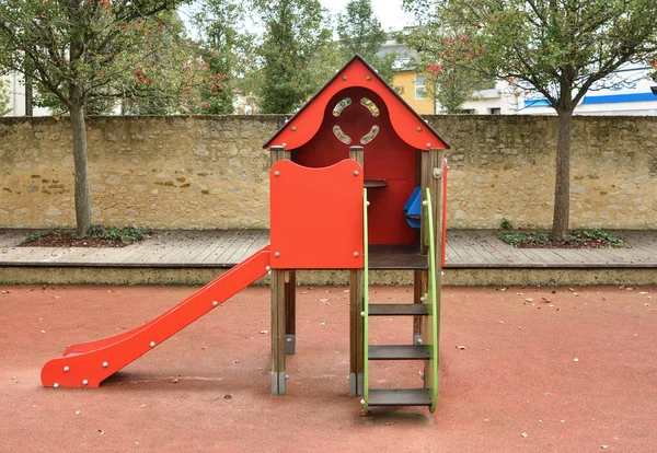 Aire Jeux Pour Enfants Dans Parc Avec Toboggan — Photo