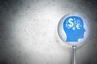 Eğitim kavramı: Finans simgesi ile dijital üzerine optik cam