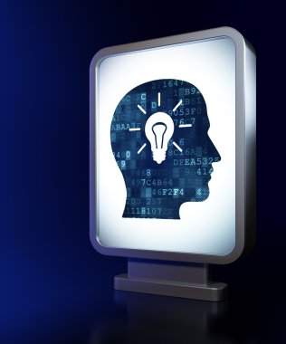 Veri kavramı: kafa ile ampul billboard arka plan üzerinde