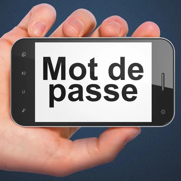 Концепції безпеки: Mot de Passe(french) на смартфоні — стокове фото