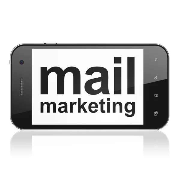 Concepto publicitario: Mail Marketing en smartphone —  Fotos de Stock