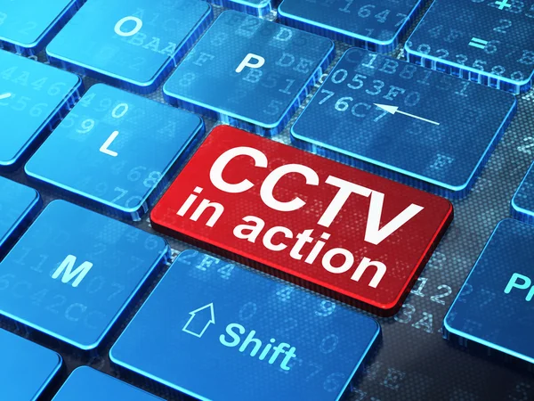 Pojęcie prywatności: cctv w akcji na tle klawiatury komputera — Zdjęcie stockowe