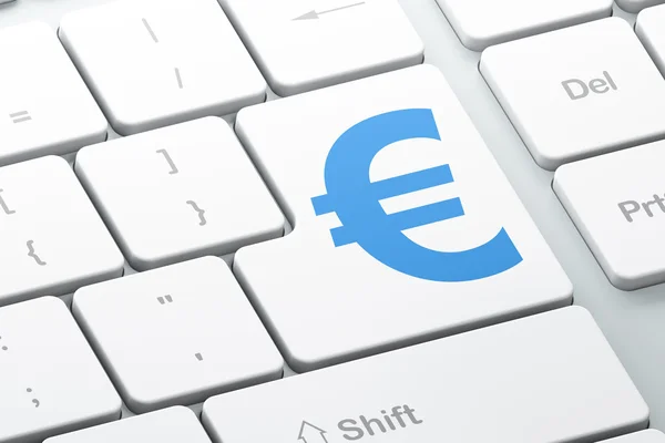 Concepto de moneda: Euro en el fondo del teclado del ordenador — Foto de Stock