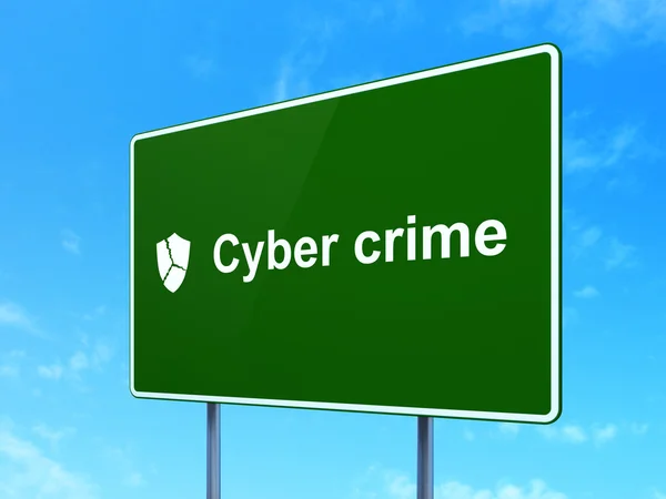 Veiligheidsconcept: cybercriminaliteit en gebroken schild op weg ondertekenen achtergrond — Stockfoto