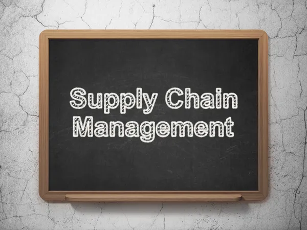 Marketingkonzept: Supply Chain Management auf Kreidetafel — Stockfoto