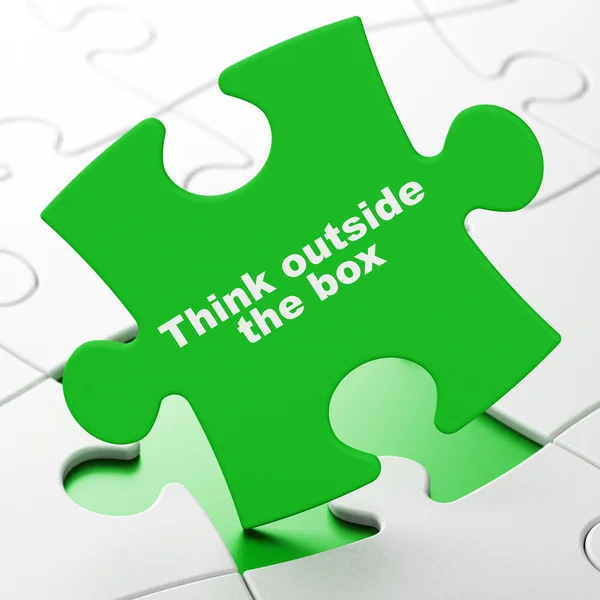 Onderwijs concept: denk buiten de doos op puzzel achtergrond — Stockfoto
