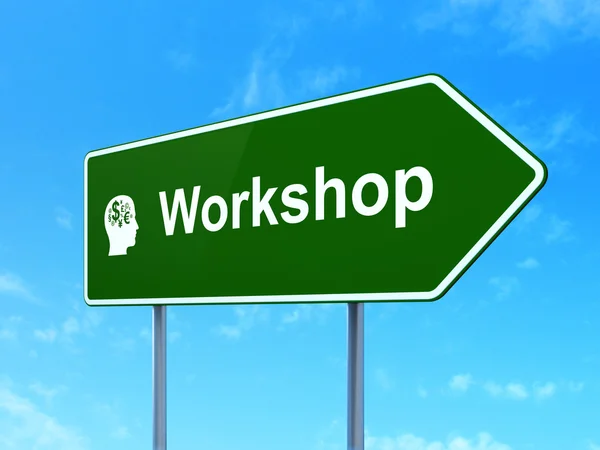 Utdanningskonsept: Workshop and Head With Finance Symbol – stockfoto