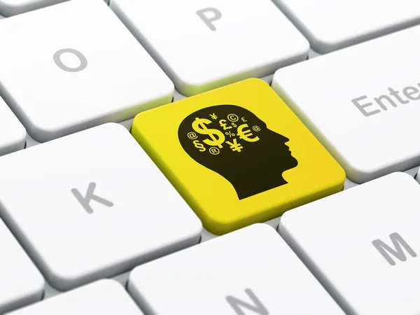 Marketingkonzept: Kopf mit Finanzsymbol auf Computertastatur-Hintergrund — Stockfoto