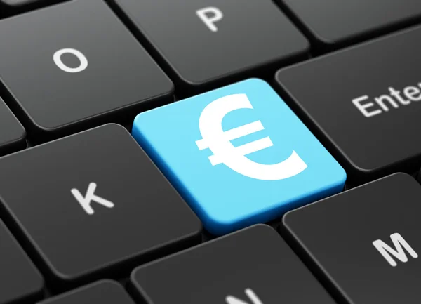 Concepto de moneda: Euro en el fondo del teclado del ordenador — Foto de Stock