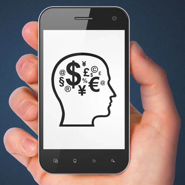教育理念: 头与财务符号在智能手机上 — 图库照片