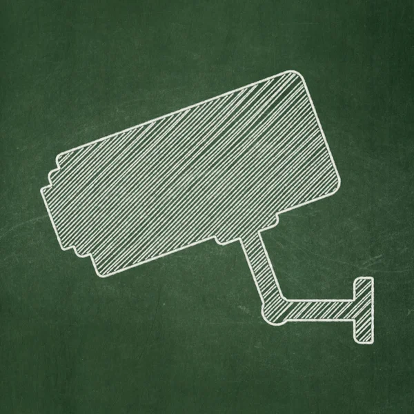 Conceito de privacidade: Cctv Camera on chalkboard background — Fotografia de Stock