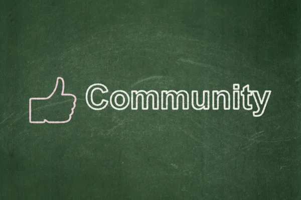 Conceito de rede social: Thumb Up e Comunidade sobre fundo quadro-negro — Fotografia de Stock