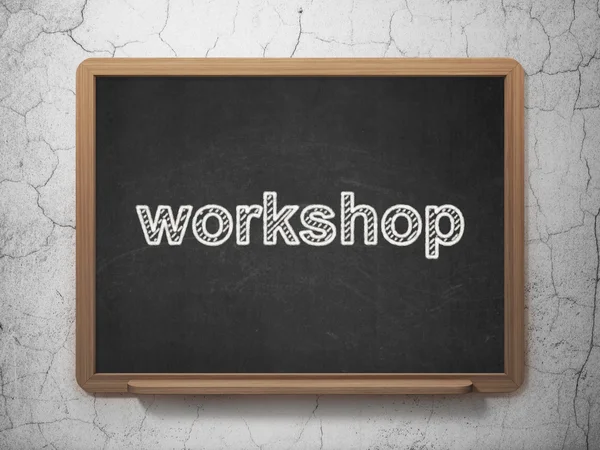 Onderwijs concept: workshop over schoolbord achtergrond — Stockfoto