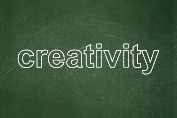 Reclame concept: creativiteit op schoolbord achtergrond — Stockfoto
