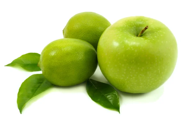 Limones y manzana verde — Foto de Stock