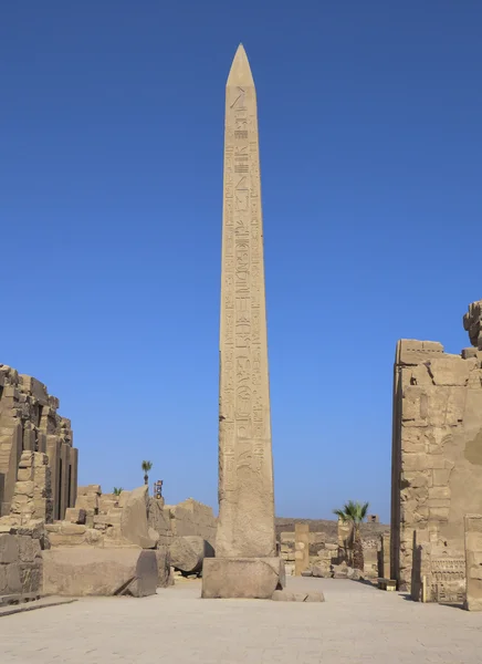 Obelisk am Karnak-Tempel in Luxor Stockbild