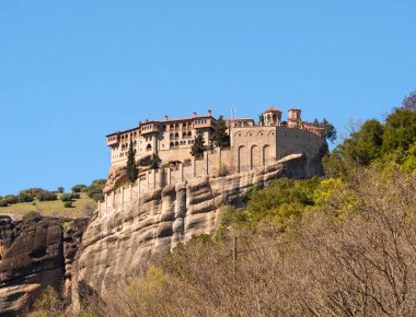 Yunanistan 'daki Meteora Dağları' ndaki Varlaama Manastırı manzarası