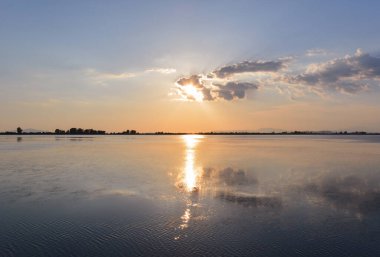 Yunanistan 'da güzel bir gün batımı