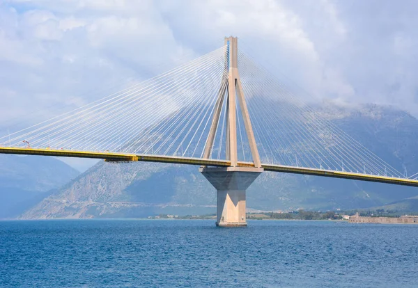 Rio Antirio Kabelbro Över Korintbukten Grekland — Stockfoto