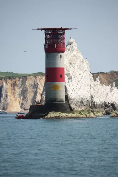 Il faro degli aghi all'estremità occidentale del solente — Foto Stock