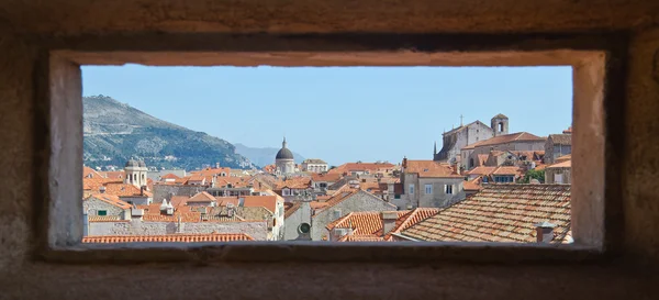Dubrovnik com moldura natural — Fotografia de Stock