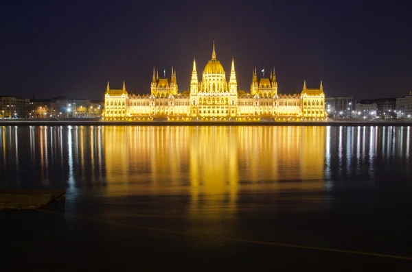 Das ungarische Parlament — Stockfoto