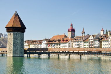 lucerne içinde ünlü ahşap köprü