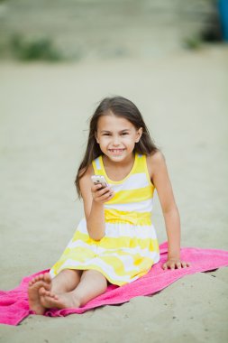 beş yaşındaki kız niteliğine