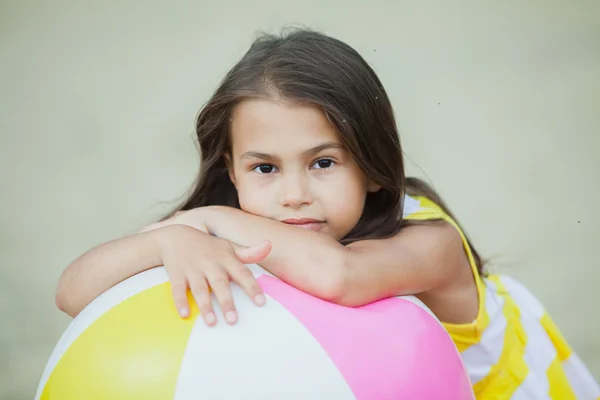 Beş yaşındaki kız niteliğine — Stok fotoğraf