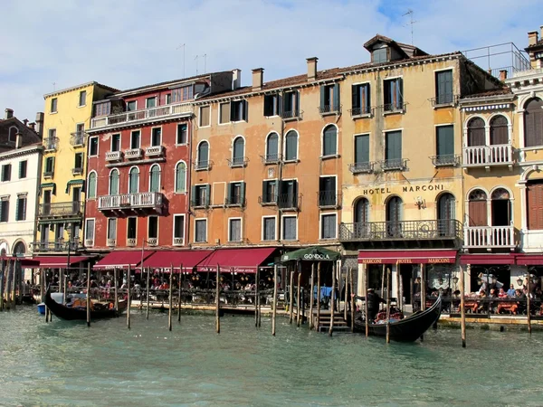 Gran canal en Venecia, Italia — Foto de Stock