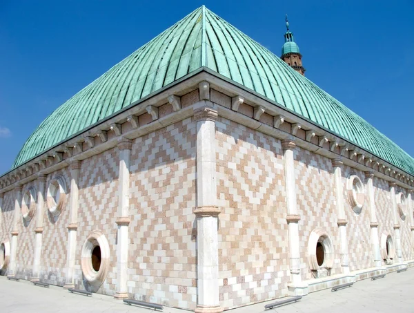 Palladian Basilica in Vicenza, Italy — Stock Photo, Image