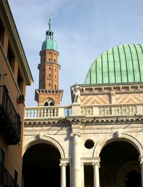 パラディオ様式の大聖堂ヴィチェンツァ、イタリア — ストック写真