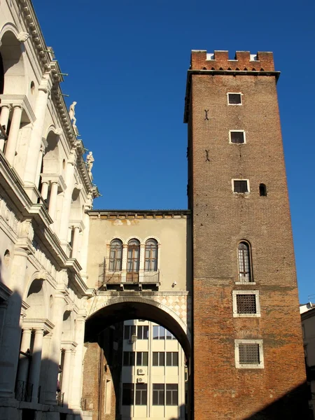 Medieval tower in Vicenza, Italy — Stock Photo, Image