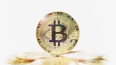 Altın Bitcoins (internetteki yeni sanal para) ışık yansımaları