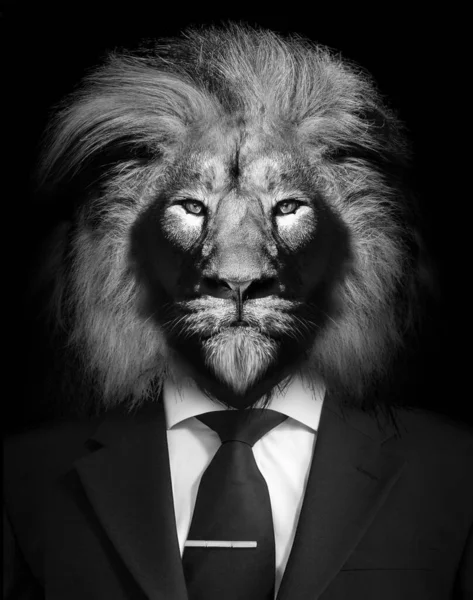 Людина Вигляді Лева Костюмом Краваткою Лев Людина Тварина Обличчя Ізольовані — стокове фото