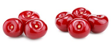 Kırmızı kiraz beyaz arka planda izole edilmiş. kırpma yolu