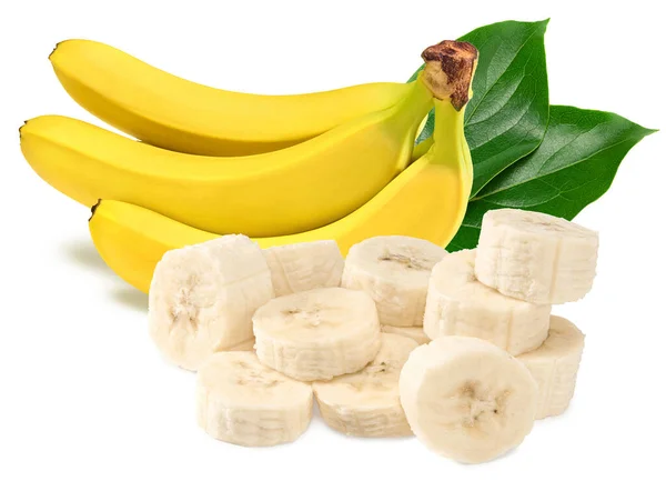 Frische Banane Mit Scheiben Und Grünen Blättern Isoliert Auf Weißem — Stockfoto