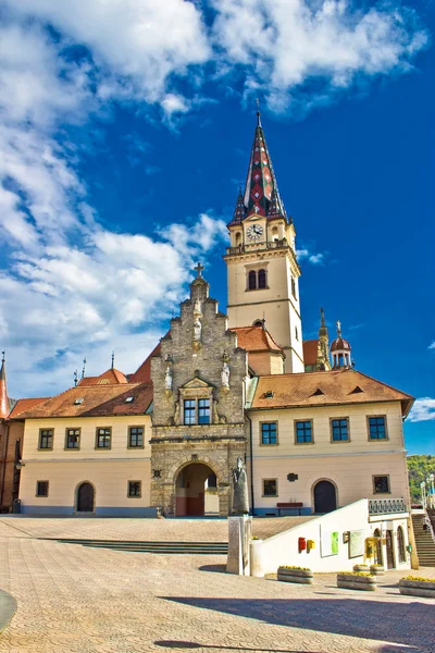Marija Bistrica - croatian marianic shrine cathedral — Stock Photo, Image