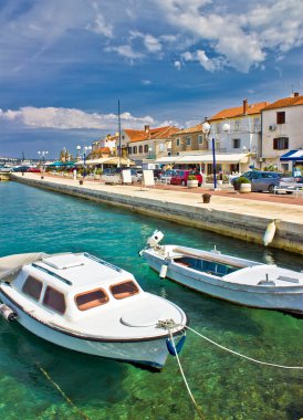 Adriyatik biograd na moru sahil kasabası