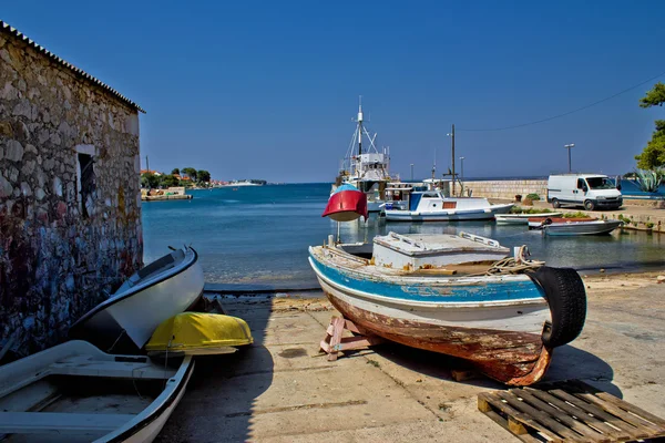 Malý přístav v rybářské vesnici — Stock fotografie