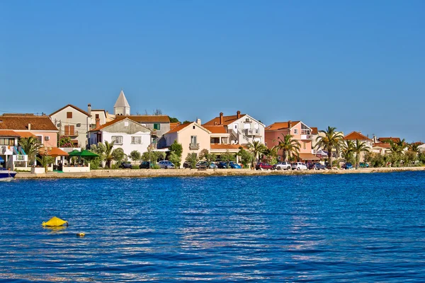 Adriático Ciudad de Petrcane waterfront — Foto de Stock