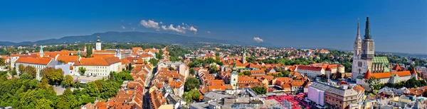 Storica città di Zagabria panoramica — Foto Stock