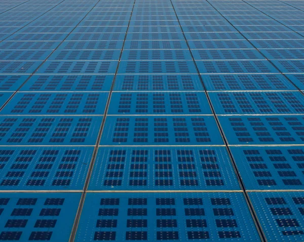 Modrá solární panel sběratel zobrazení — Stock fotografie