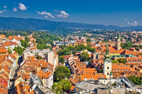 Zagreb, de hoofdstad van Kroatië luchtfoto — Stockfoto