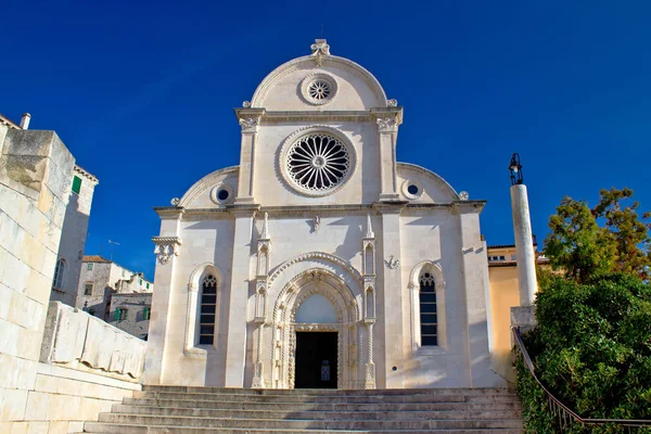 Cathedral St james, sibenik cephe — Stok fotoğraf