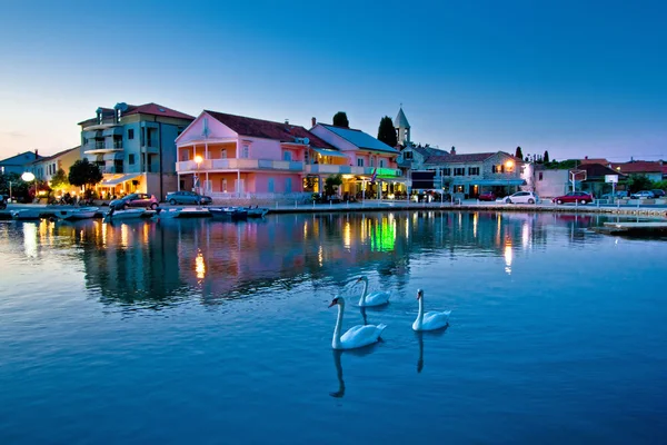 Adriatische dorp van sukosan waterkant — Stockfoto